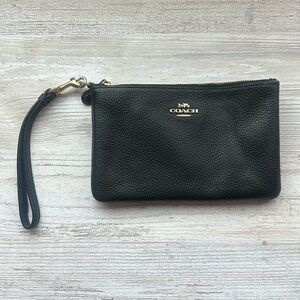 Coach wristlet black
